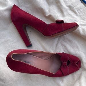 Vintage Alaia 1940’s film noir rockabilly peep toe red suede heels 41 10